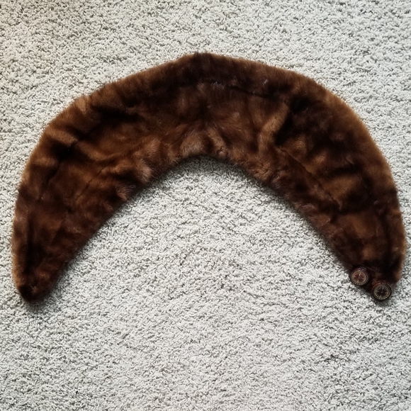 Vintage Real Mink Fur Collar with Button Closure - Picture 5 of 11